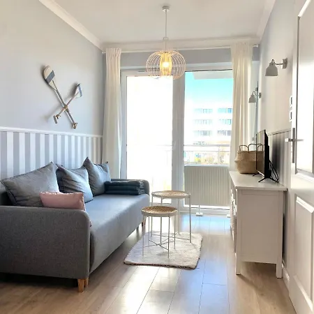 Mieszkanie W Marynarskim Stylu 700m Od Morza Apartment